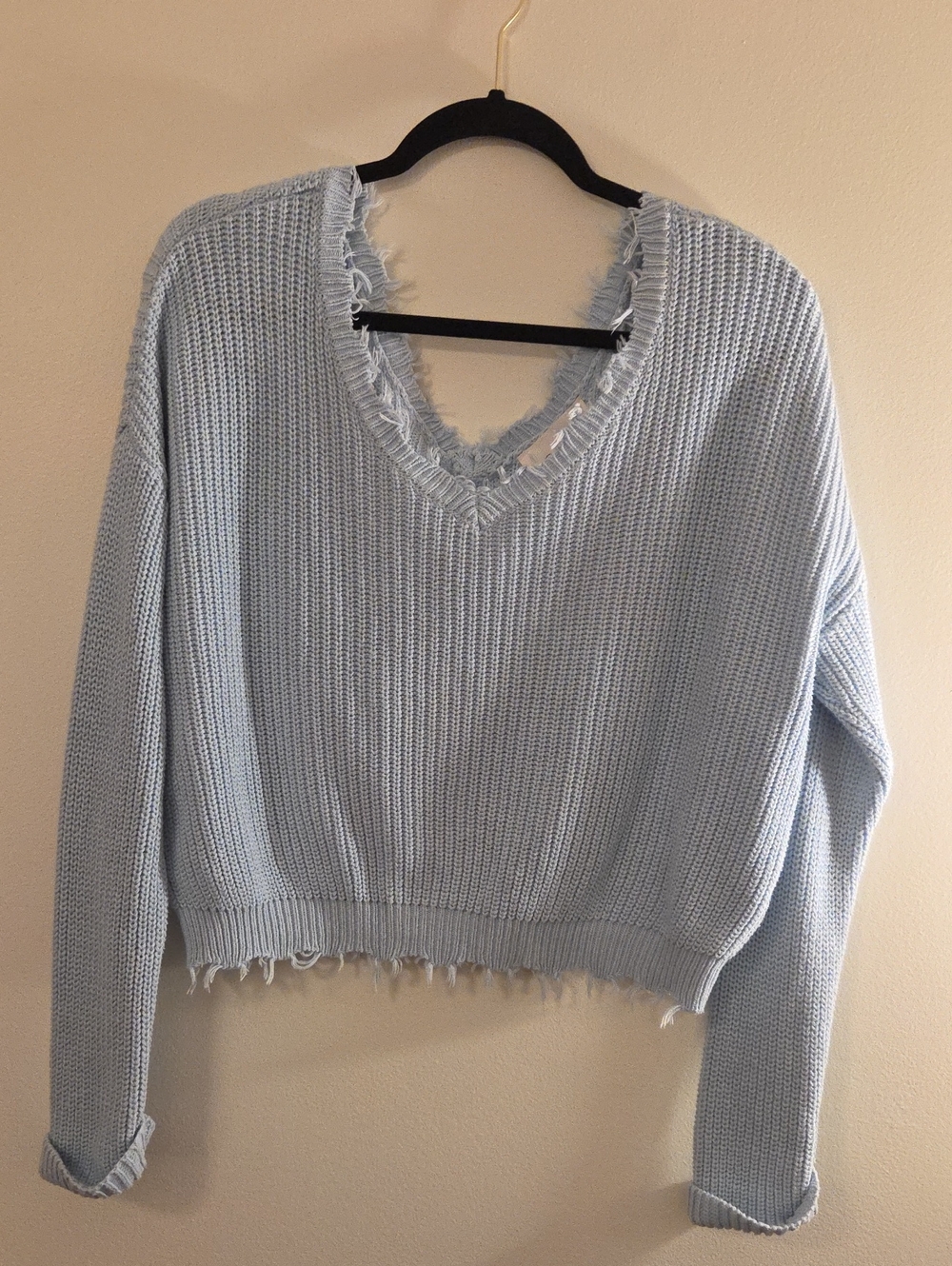 Jessica Simpson Frayed V-Neck Cropped Sweater - Light Blue Size Large